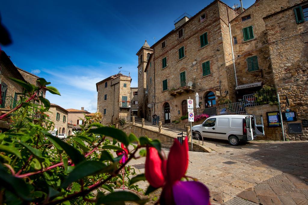 Borgo Alle Mura Casale Marittimo Exterior foto