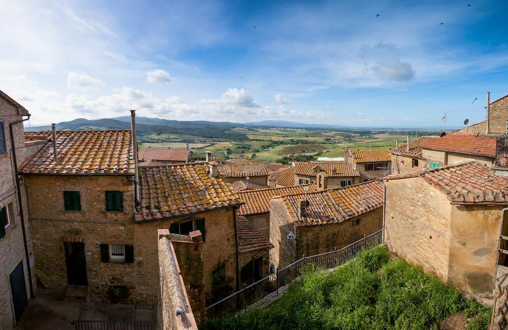 Borgo Alle Mura Casale Marittimo Exterior foto
