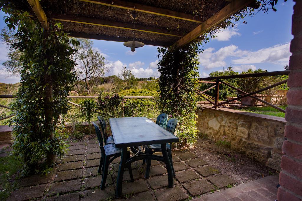 Borgo Alle Mura Casale Marittimo Quarto foto