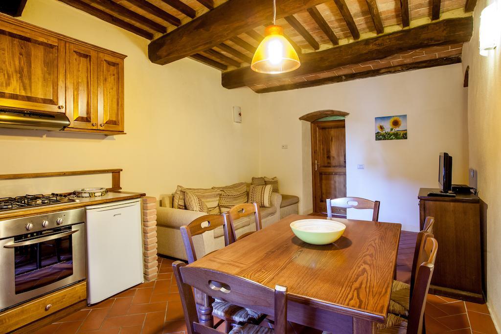 Borgo Alle Mura Casale Marittimo Exterior foto