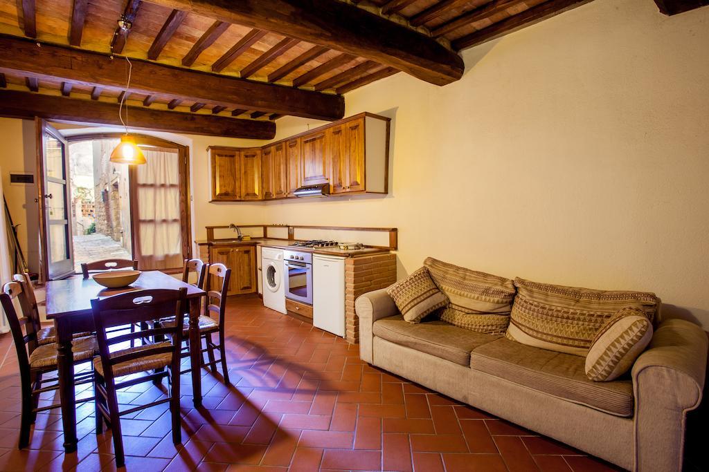 Borgo Alle Mura Casale Marittimo Exterior foto