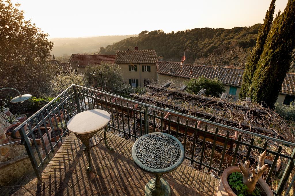 Borgo Alle Mura Casale Marittimo Exterior foto