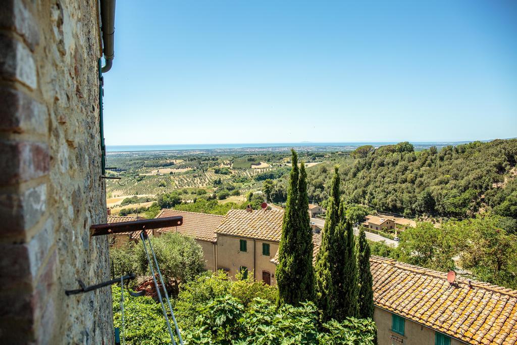 Borgo Alle Mura Casale Marittimo Exterior foto