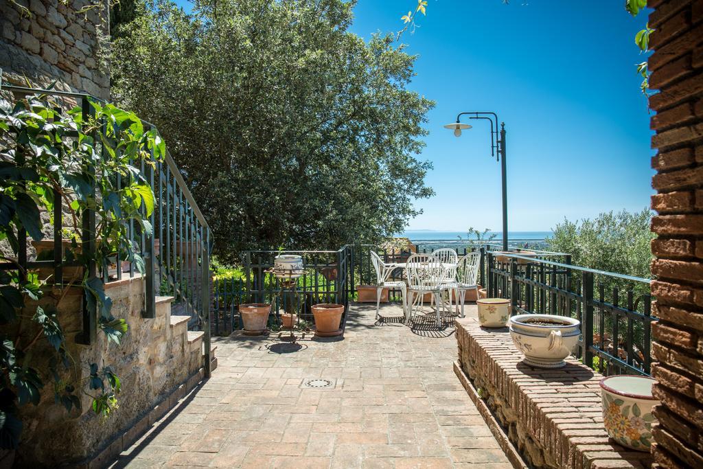 Borgo Alle Mura Casale Marittimo Exterior foto