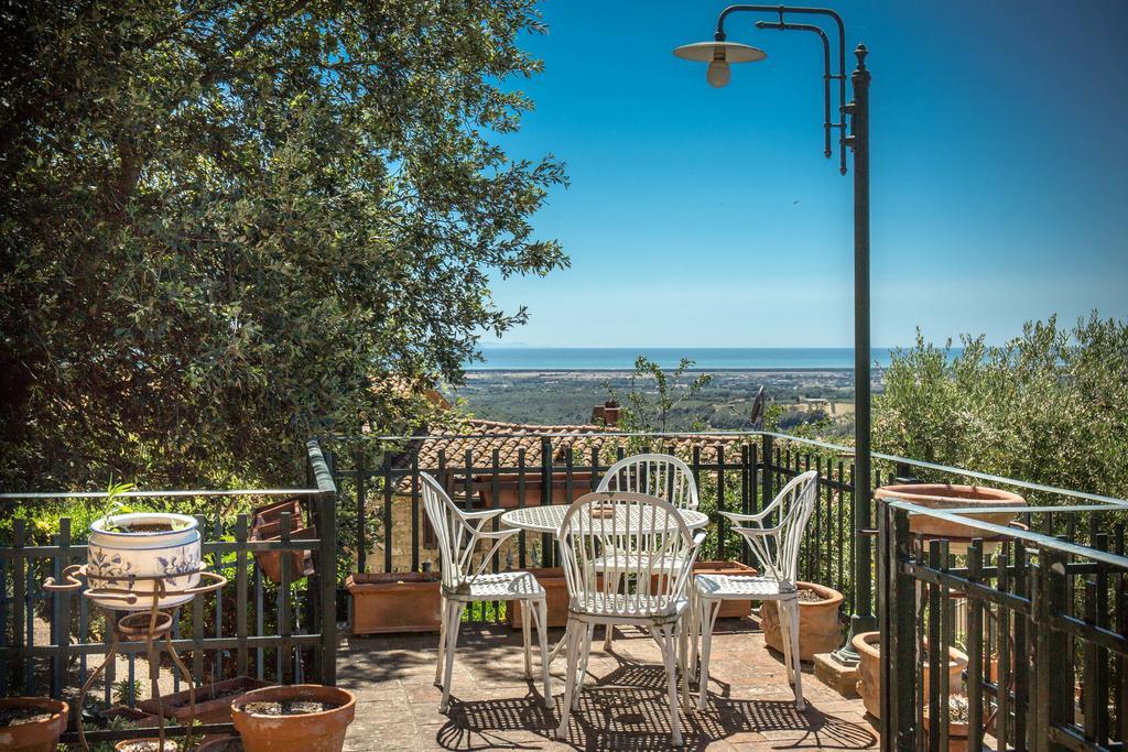 Borgo Alle Mura Casale Marittimo Exterior foto
