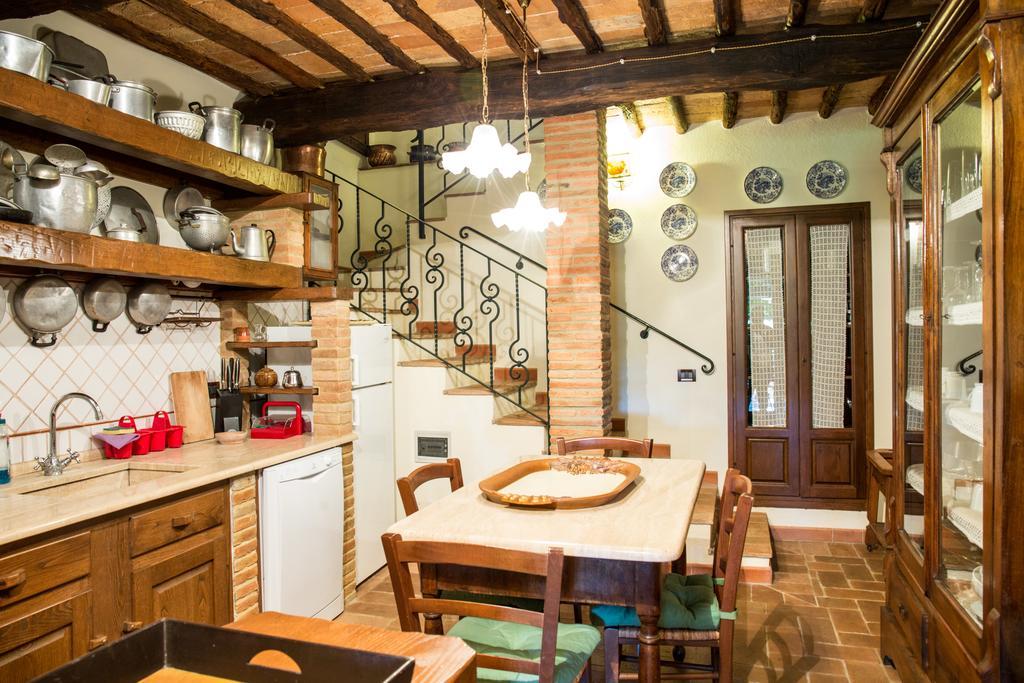 Borgo Alle Mura Casale Marittimo Exterior foto